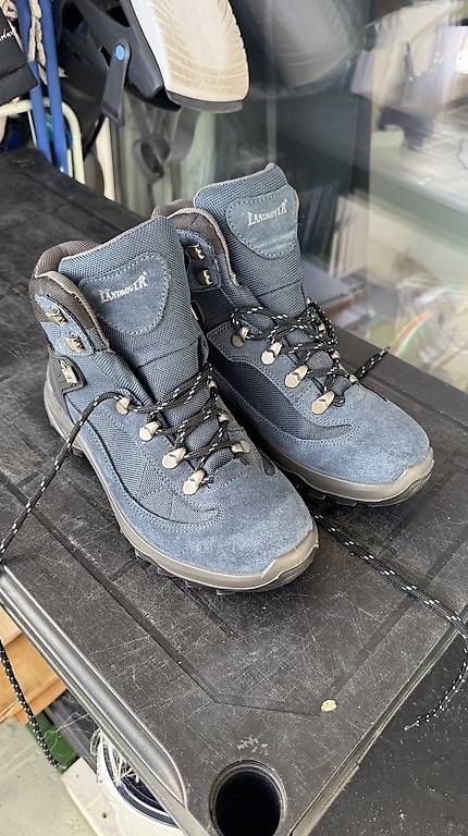 Scarpe da donna: Chaussures de marche  – Usato da Vevey venduto da mic_7jt6