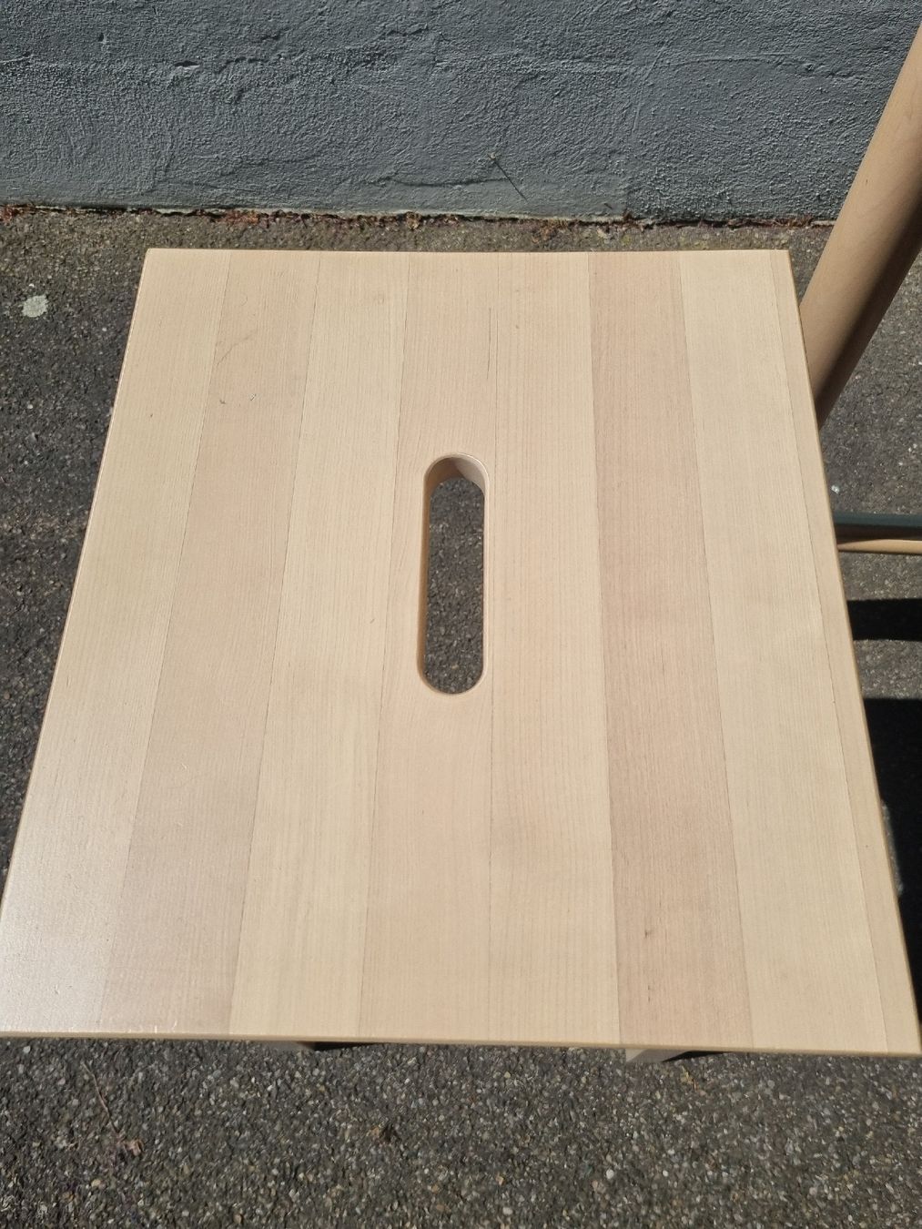 Ikea Set di tavolo e panche: Ikea-Bartisch und 3 Barhocker – Usato da Zürich venduto da mas_gky6 9