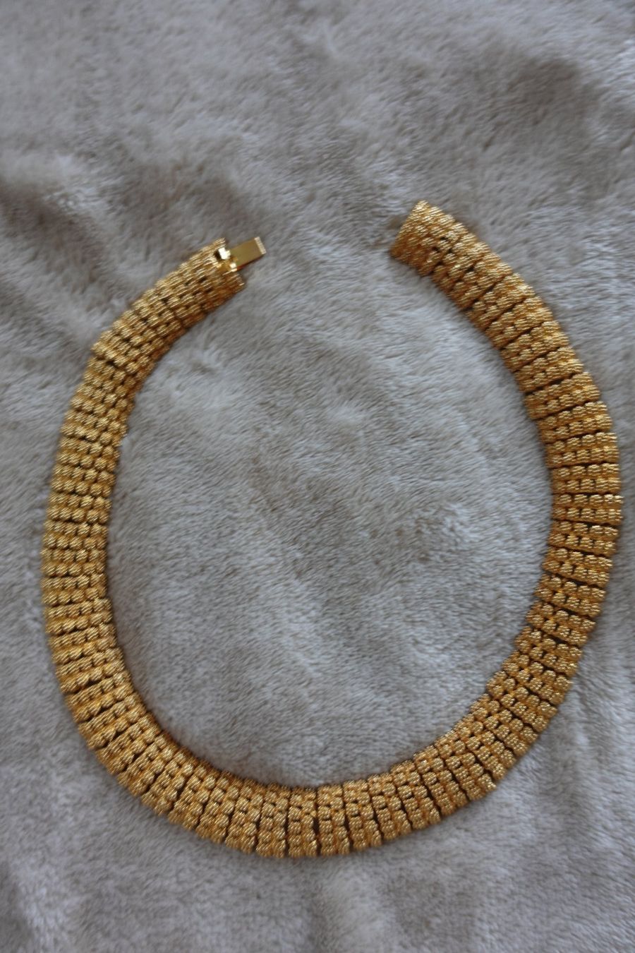 Colliers: 1 schöne Modeschmuck Kette – D'occasion à rorschach par Babsi64 1