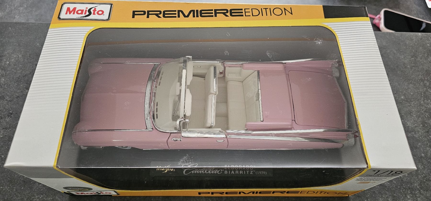 Cadillac Modellini d'auto: Cadillac Eldorado biarritz 1959 – Nuovo e nell'imballaggio originale da Perrefitte venduto da H.S2K 3