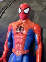 Hasbro Marvel Spiderman 2018 Actionfigur #E7333 Titan Hero