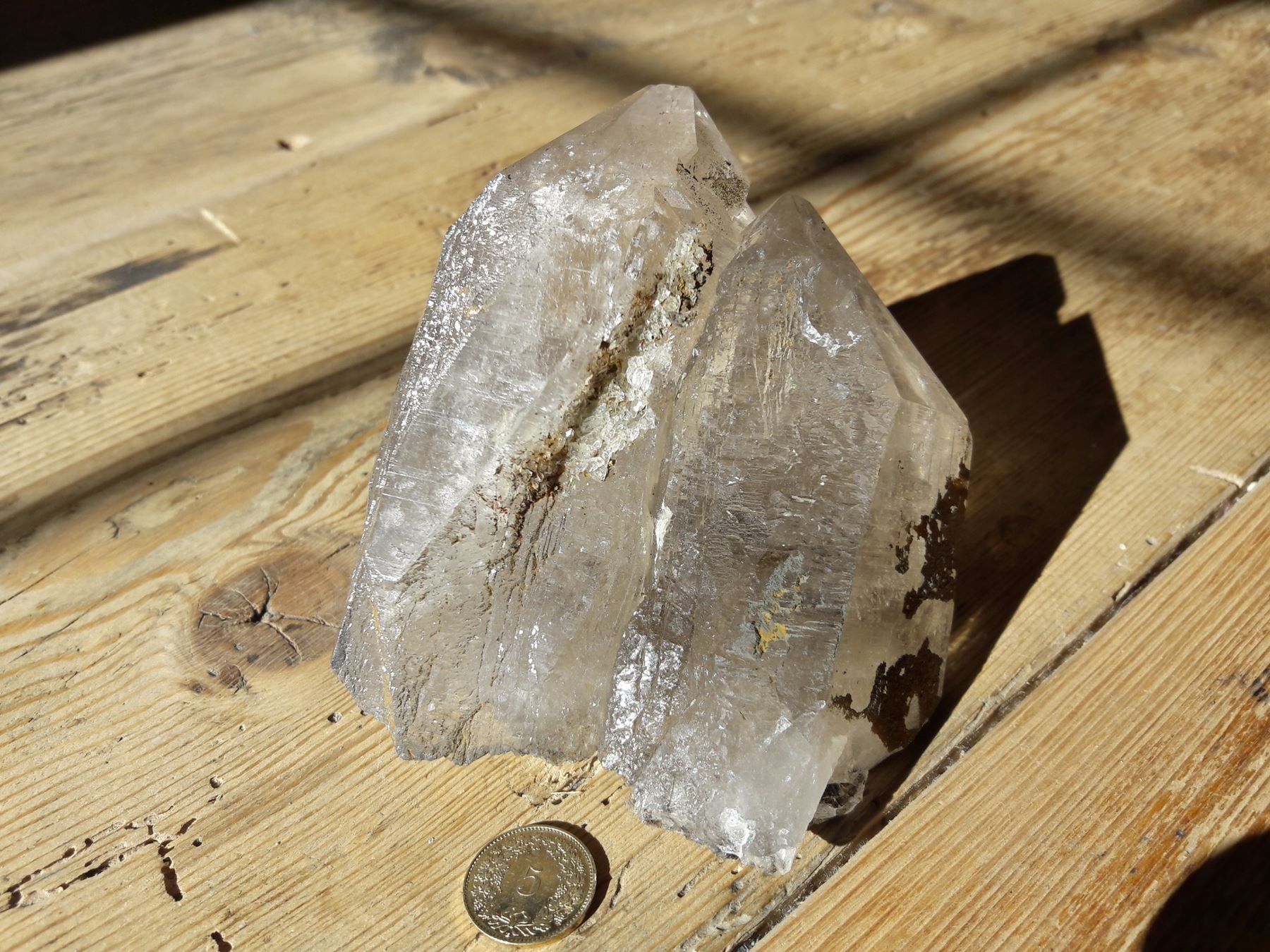 Minerali & Pietre curative: Bergkristall – Nuovo e nell'imballaggio originale da Sedrun venduto da aurira