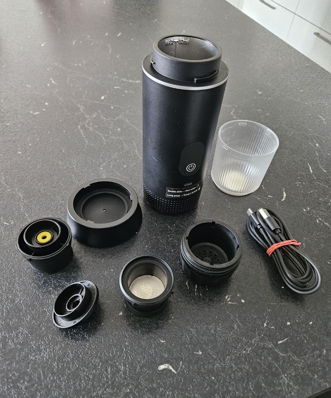 Macchine per caffè & Macchine per espresso: Machine à café portable électrique - Comme Neuf! – Usato da Petit-Lancy venduto da daviderubini