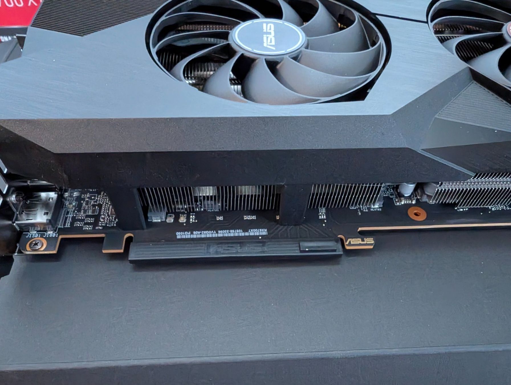 Asus Schede grafiche: ASUS Dual Radeon RX 6700 XT – Usato da Thayngen venduto da bet_2bxd 3