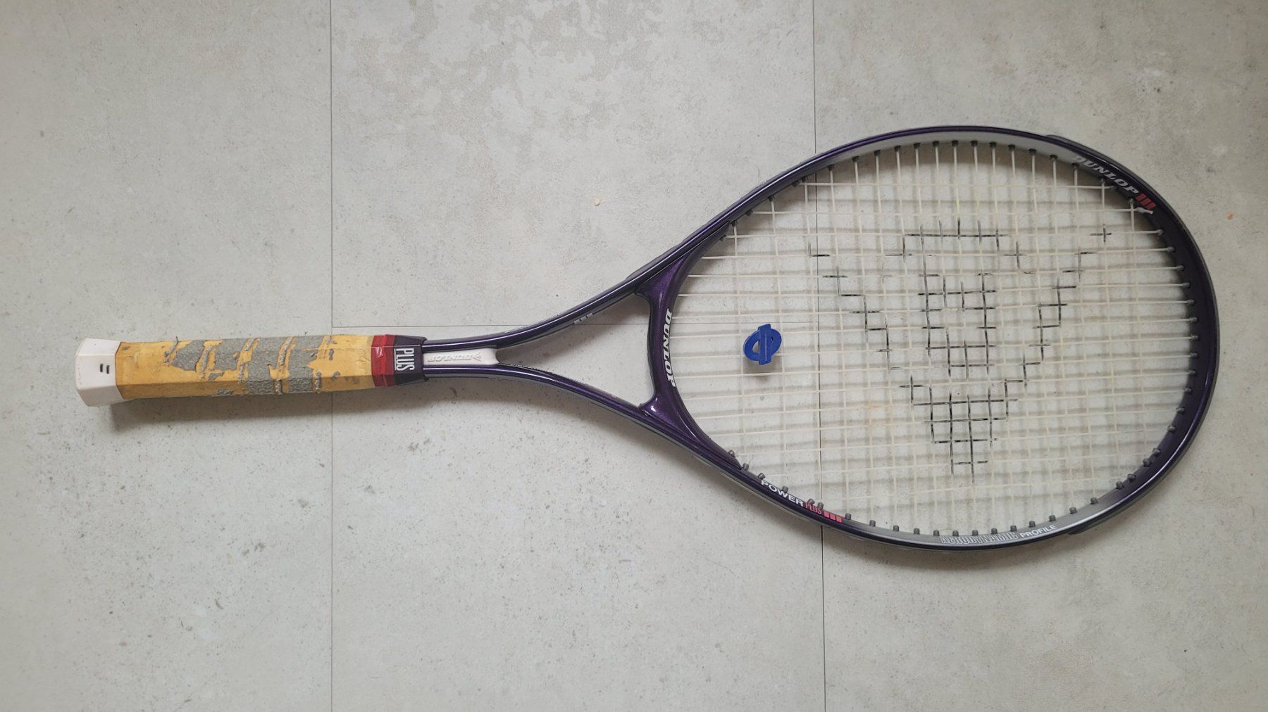 Dunlop Racchette: Dunlop Power Plus Tennisschläger – Usato da Thalwil venduto da easyHopper