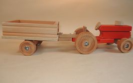 Karo Holzspielwaren Holzspielzeug Traktor Anhänger