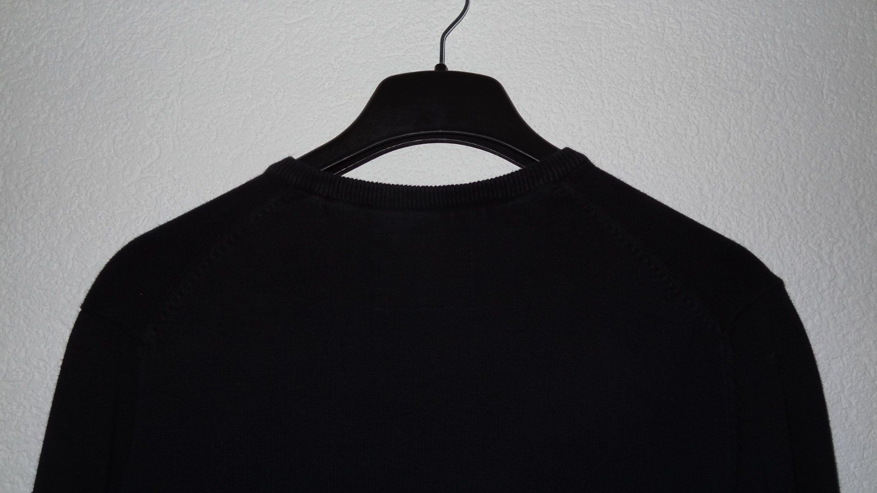 C&A Maglioni & Felpe: Angelo Litrico Herrenpullover mit V-Ausschnitt Grösse M – Usato da Winterthur venduto da Blueedition 4