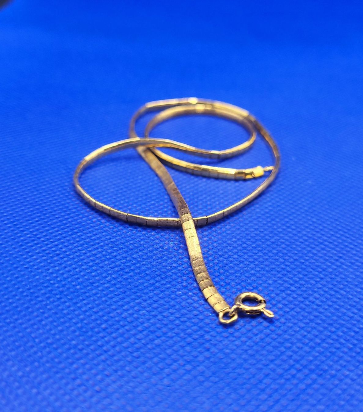 Ketten: 18 Karat 750 Gold Collier – Gebraucht aus Wald ZH von Aniade 7