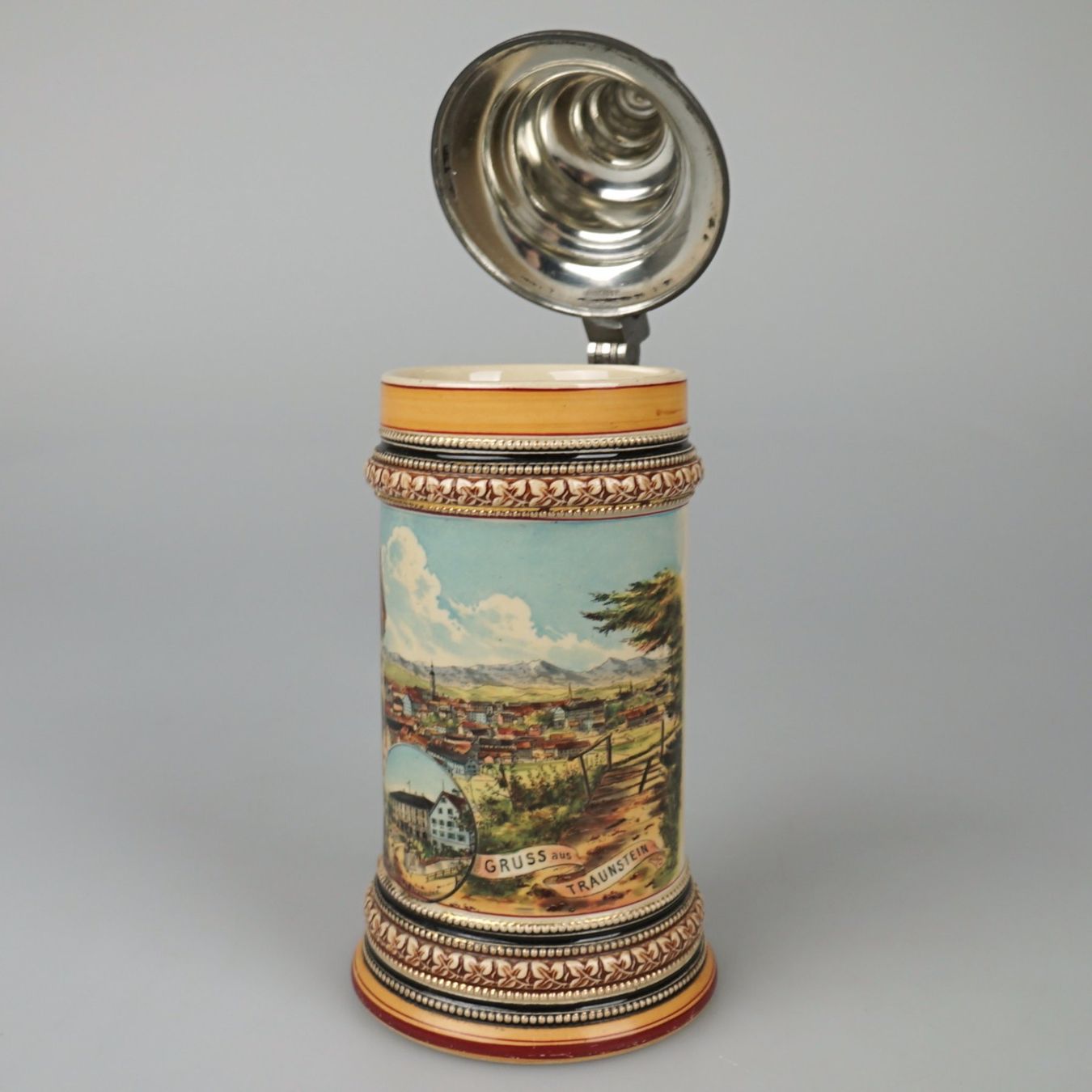 Verres: Detailreicher Bierkrug mit Deckel – D'occasion à Volketswil par brockipfannenstil 3