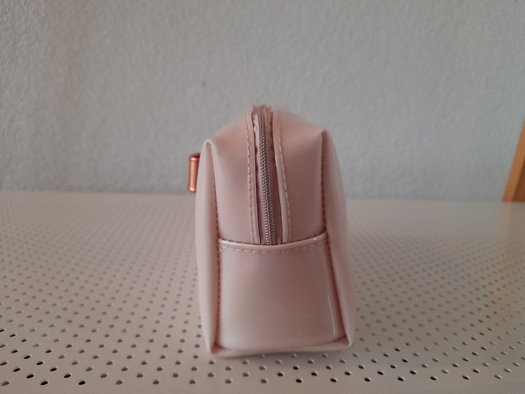 Custodie per cosmetici: Pochette rose Ted Baker – Nuovo (secondo la descrizione) da Mont-sur-Lausanne venduto da Pioutch 1