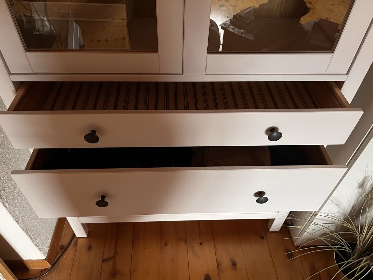 Armadi: Schrank Kommode Deko – Usato da Maienfeld venduto da DivicoHelveticus 2