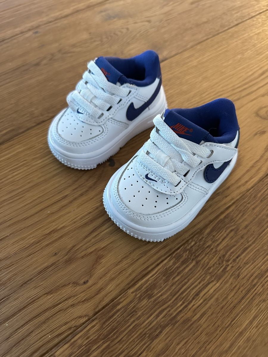 Nike Scarpe per ragazzi: Nike Sneaker Baby – Usato da Aristau venduto da NaMu01