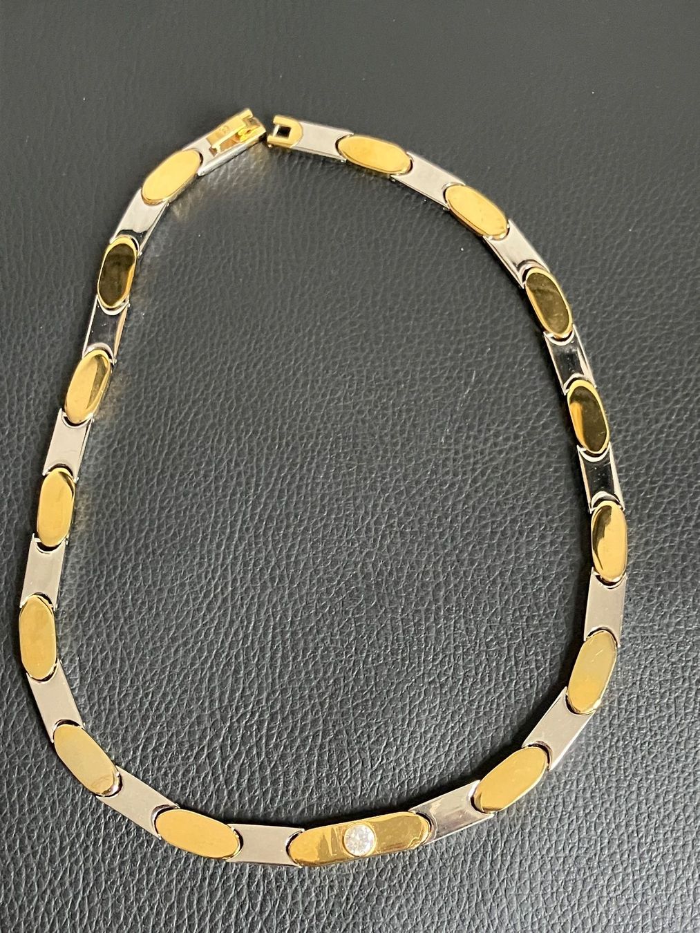 Catenine: Collier ras- du- cou bicolore en acier – Usato da Peseux venduto da Chimon59 6