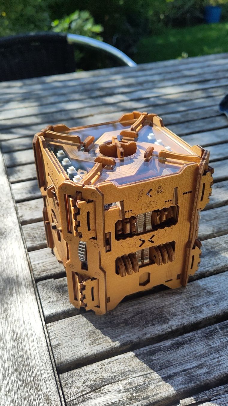 Giochi: Puzzle Potato Tesla Box - Rätselbox – Usato da Wattwil venduto da kleberrolle