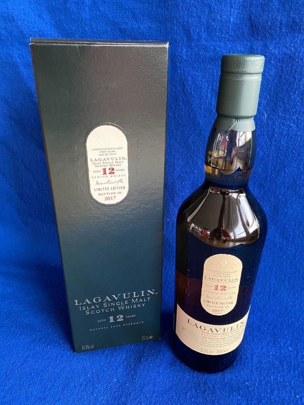 Lagavulin Bevande alcoliche: Lagavulin 12 Years Special Release 2017 – Nuovo e nell'imballaggio originale da Muttenz venduto da Flyaway747