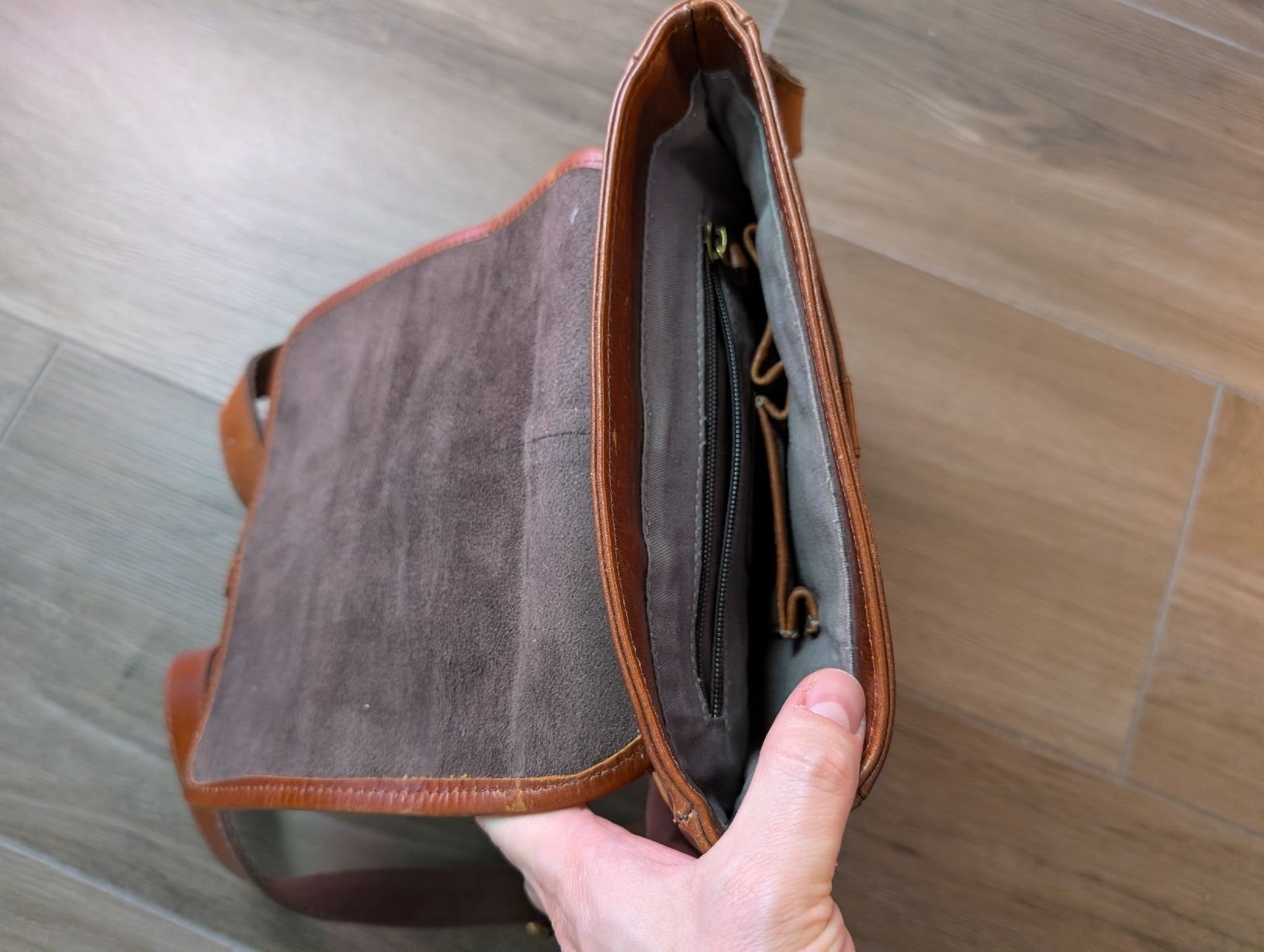 Borse: Tasche der Britischen Marke Herring, 100% Leder – Usato da Dübendorf venduto da xmistervx 3