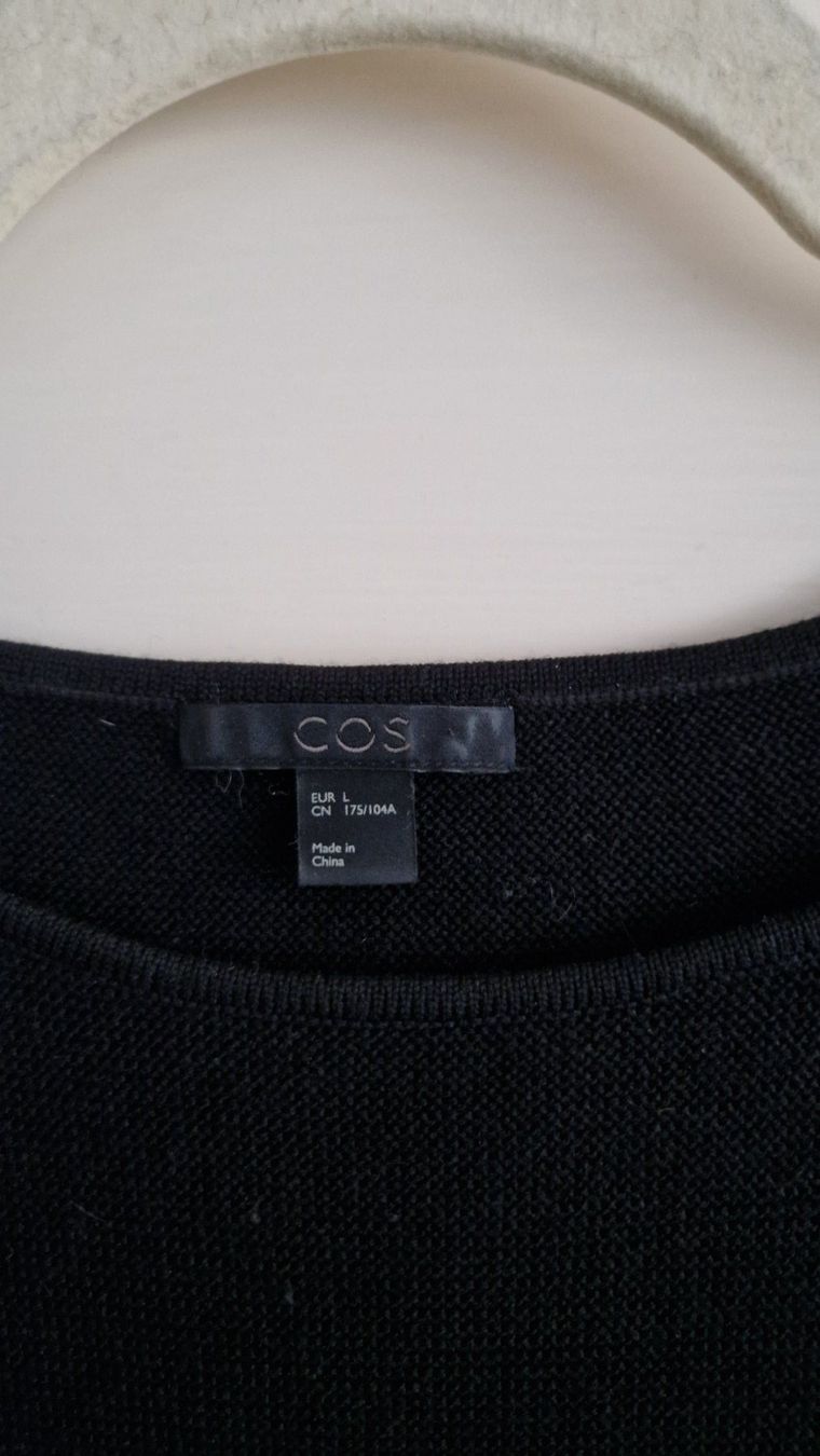 Cos Pullover & Sweatshirts: COS Pullover in Schwarz Gr. L 100% Wolle – Gebraucht aus Rütihof von SonneMondSterne1985 1