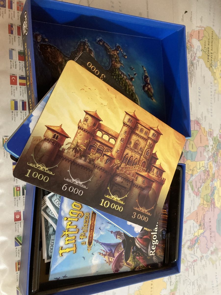 Giochi: Intrigo a palazzo party game – Usato da Bodio venduto da ste_wg29 1