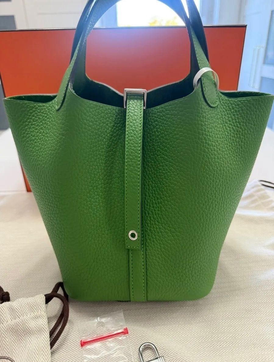 Hermès Borse da donna: Hermès Picotin 18 Tasche, grün – Nuovo (secondo la descrizione) da Triesen venduto da atos87 1