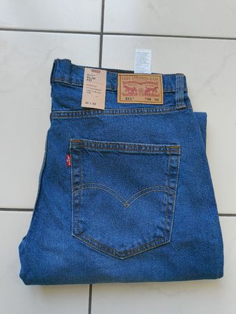 Neue Levi's 511 Slim Fit Jeans, Grösse 38/32