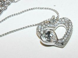Halskette Modeschmuck - Herzanhänger ca 2 x 2 cm