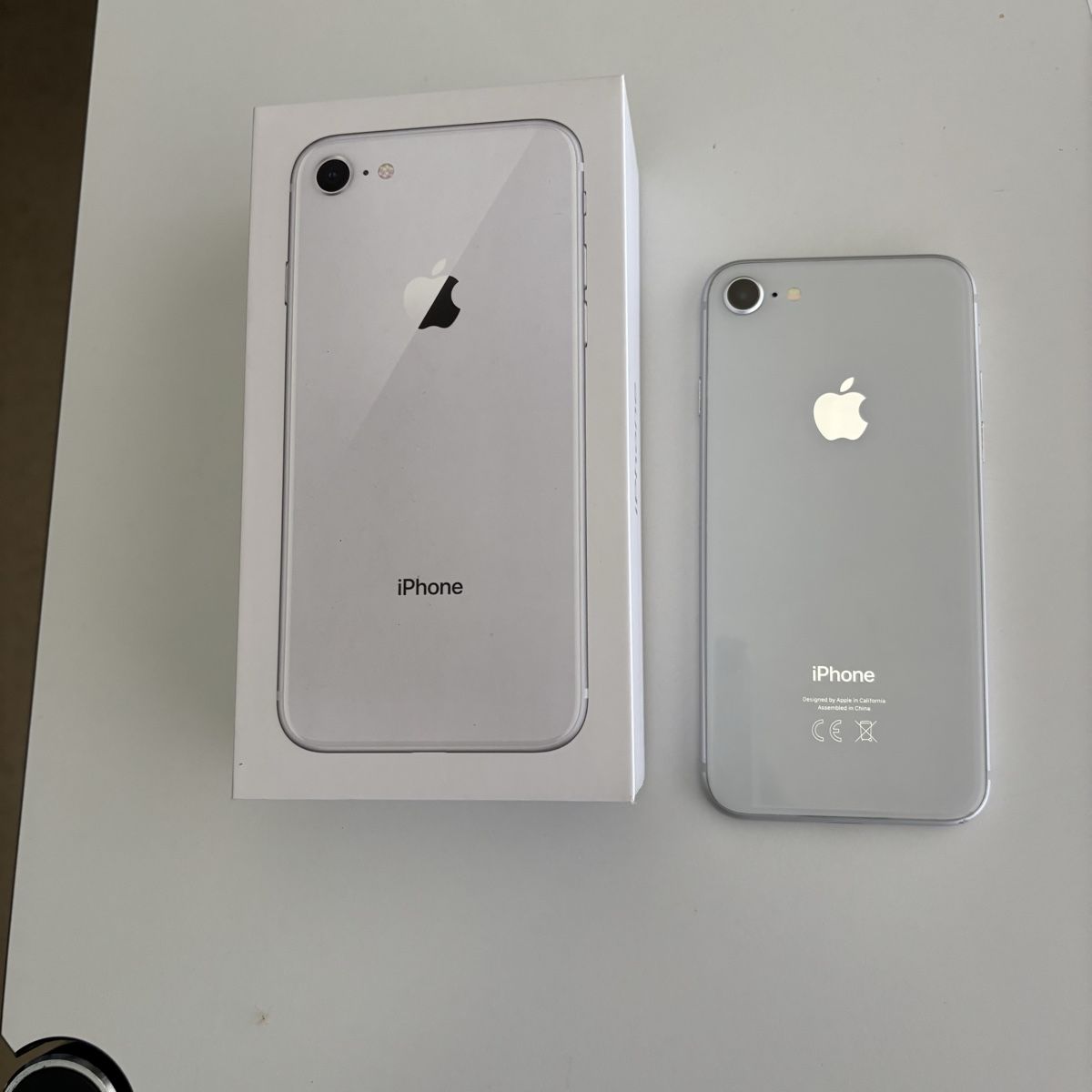 Apple Handys / Smartphones: iPhone 8 64GB silber – Gebraucht aus Biel/Bienne von Eiskristall08 1