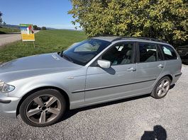 BMW 330xi Touring
