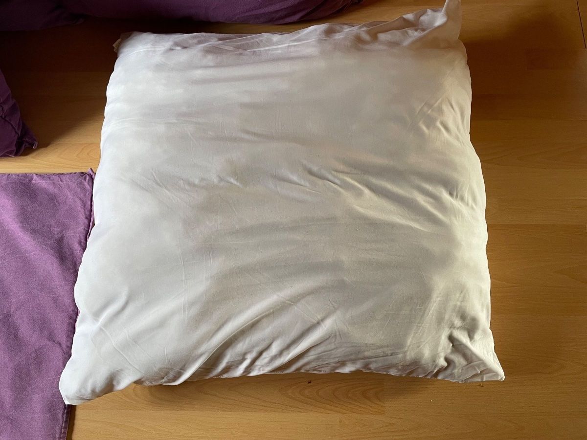 Cuscini: Coussins 90x90 cm – Usato da Chamoson venduto da daleva0204 1