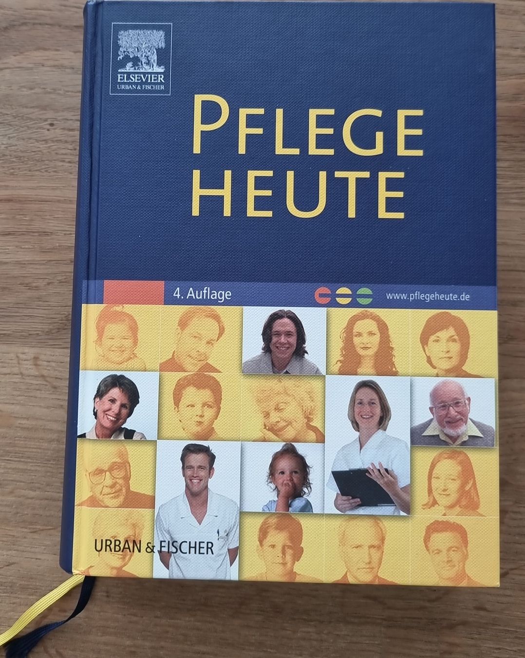 Bücher: Pflege Heute - 4. Auflage – Gebraucht aus Luzern von .Skylake.