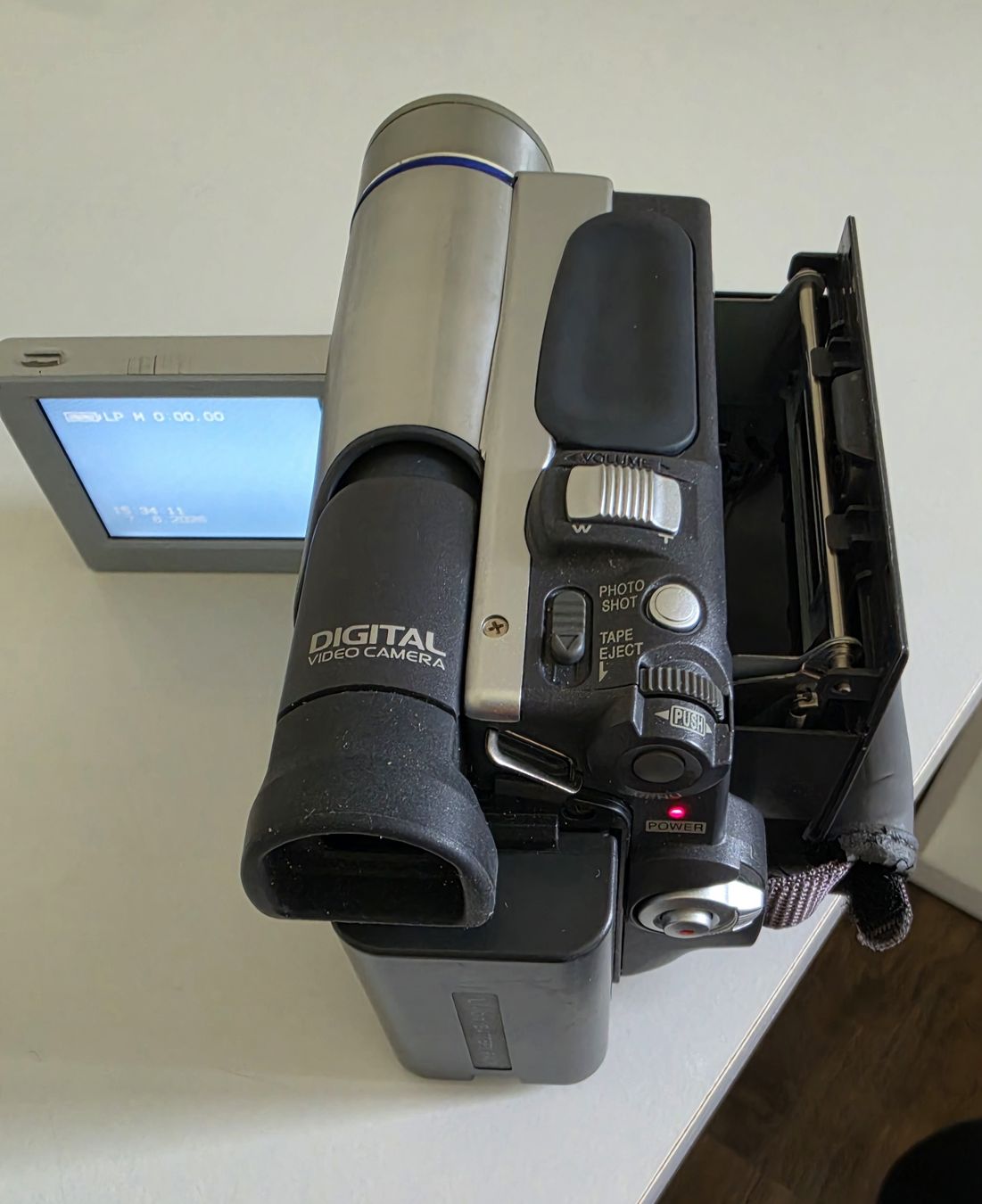 Panasonic Videocamere: Panasonic NV-DS60 Digital Video Kamera – Usato da Galgenen venduto da jen_v552 2
