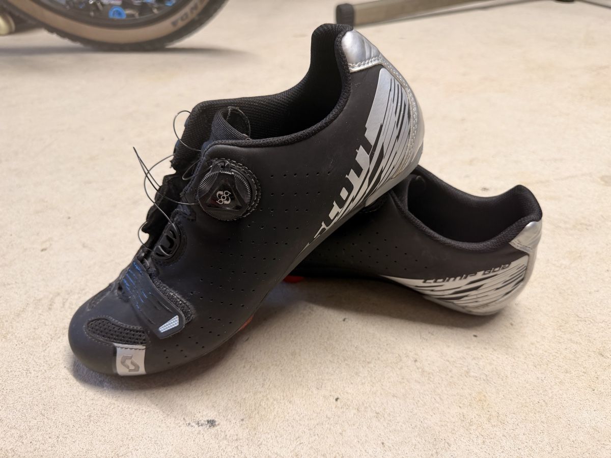 Scott Herrenschuhe: Scott Schuhe Rennrad - Grösse 43 – Gebraucht aus Tuggen von Rolfi8