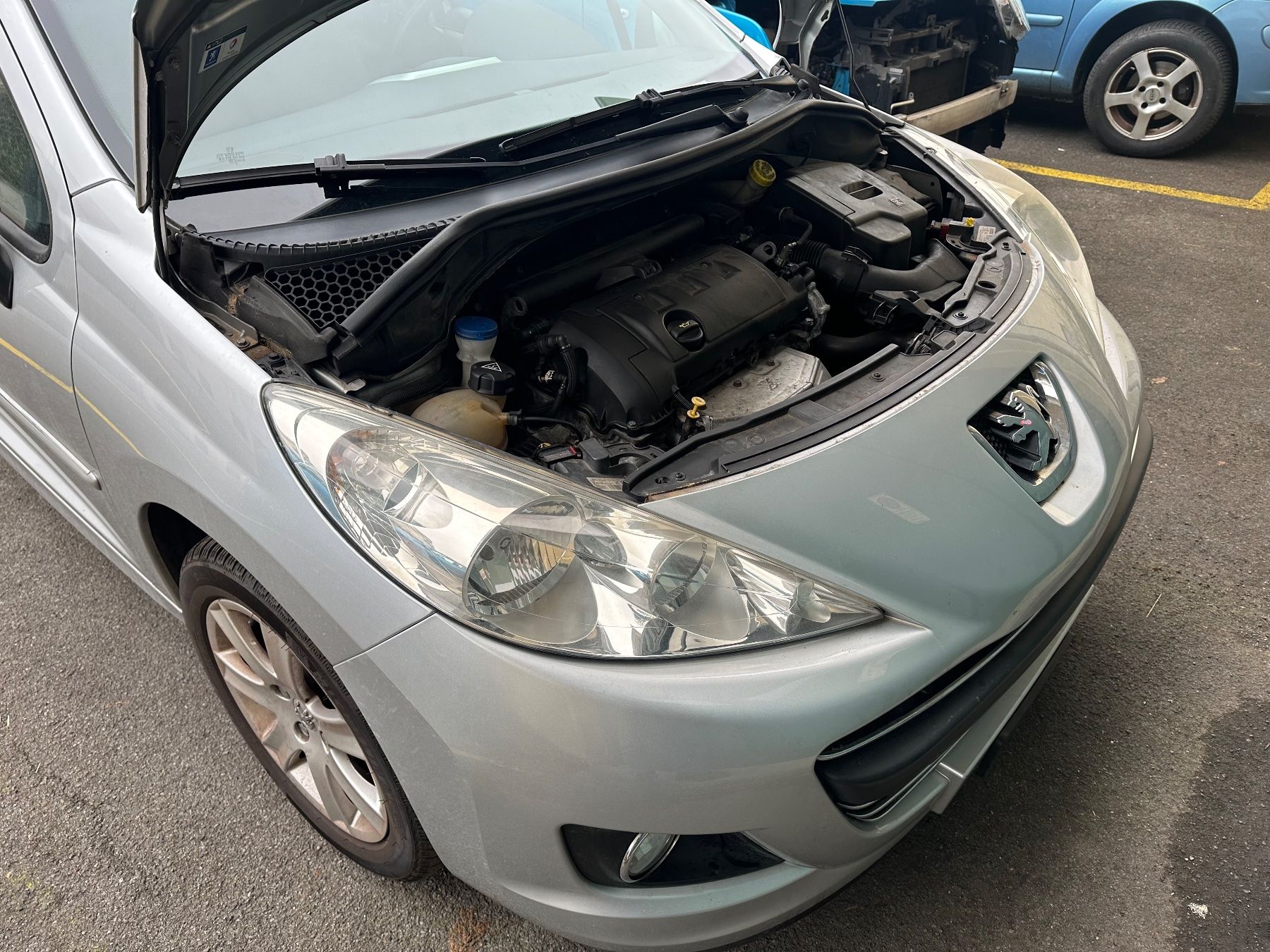 Peugeot Automobili: Peugeot 207 SW 1.6i – Usato da Wilen (Sarnen) venduto da Wstratos 1