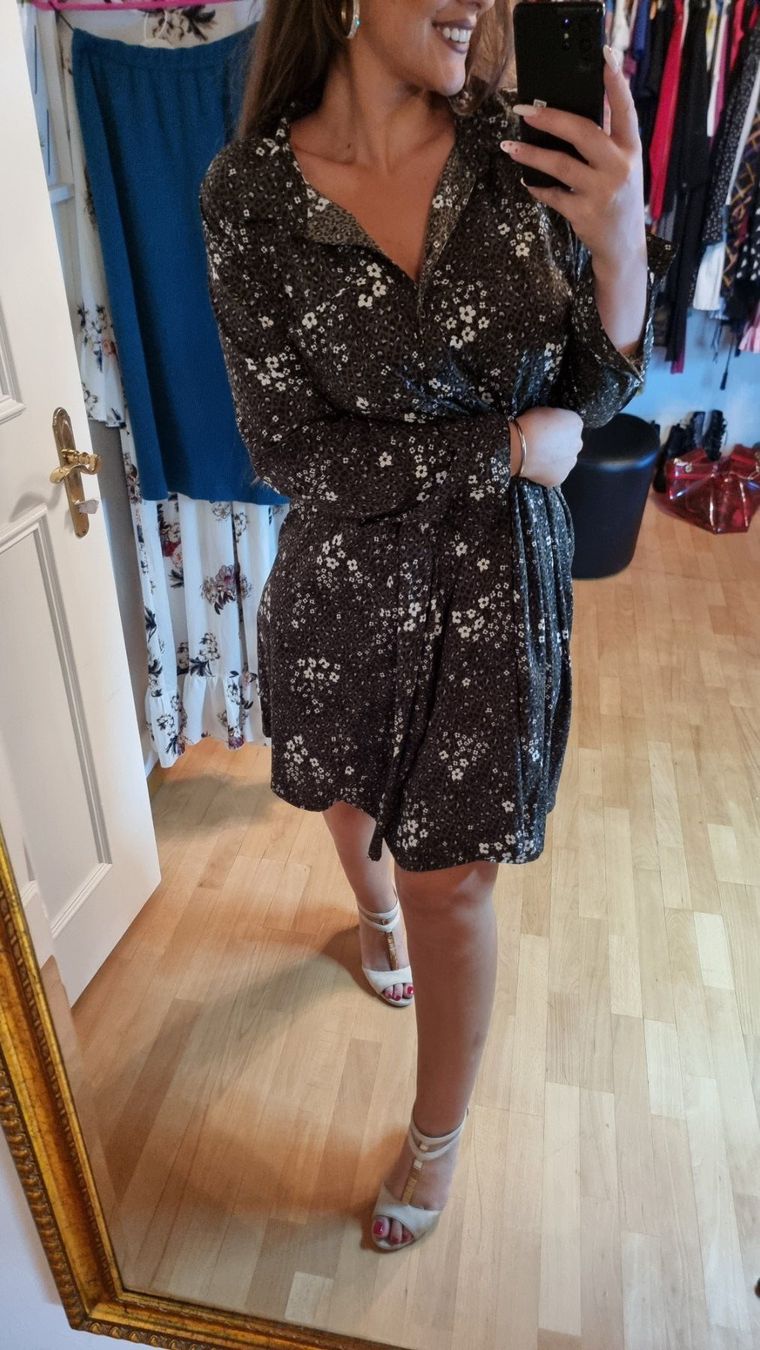 Vestiti: 🌺Kleid Größe 46/XL🌺 – Usato da Wald ZH venduto da CapLux 2