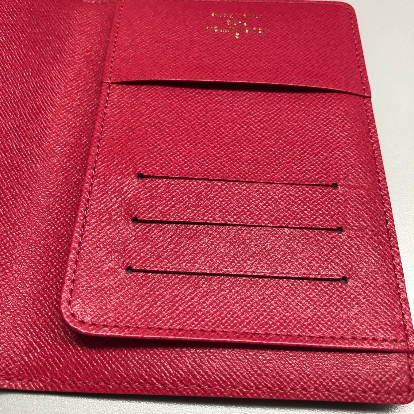 Louis Vuitton Altro in  Abbigliamento & Accessori: Louis Vuitton Reisepasshülle Mon Monogram – Usato da Rossrüti venduto da LVoe 2