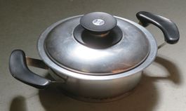 AMC Kochtopf Edelstahl D = 14 cm / 1 Liter, mit Deckel