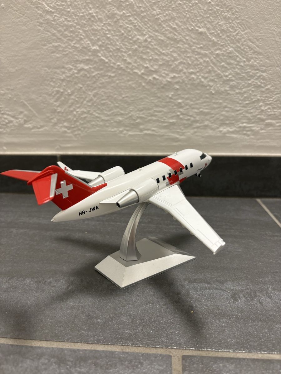 Rega Kit di modellismo & Modellini statici: Rega Jet Challenger 650 1:100 – Nuovo (secondo la descrizione) da Rümlang venduto da svent 5