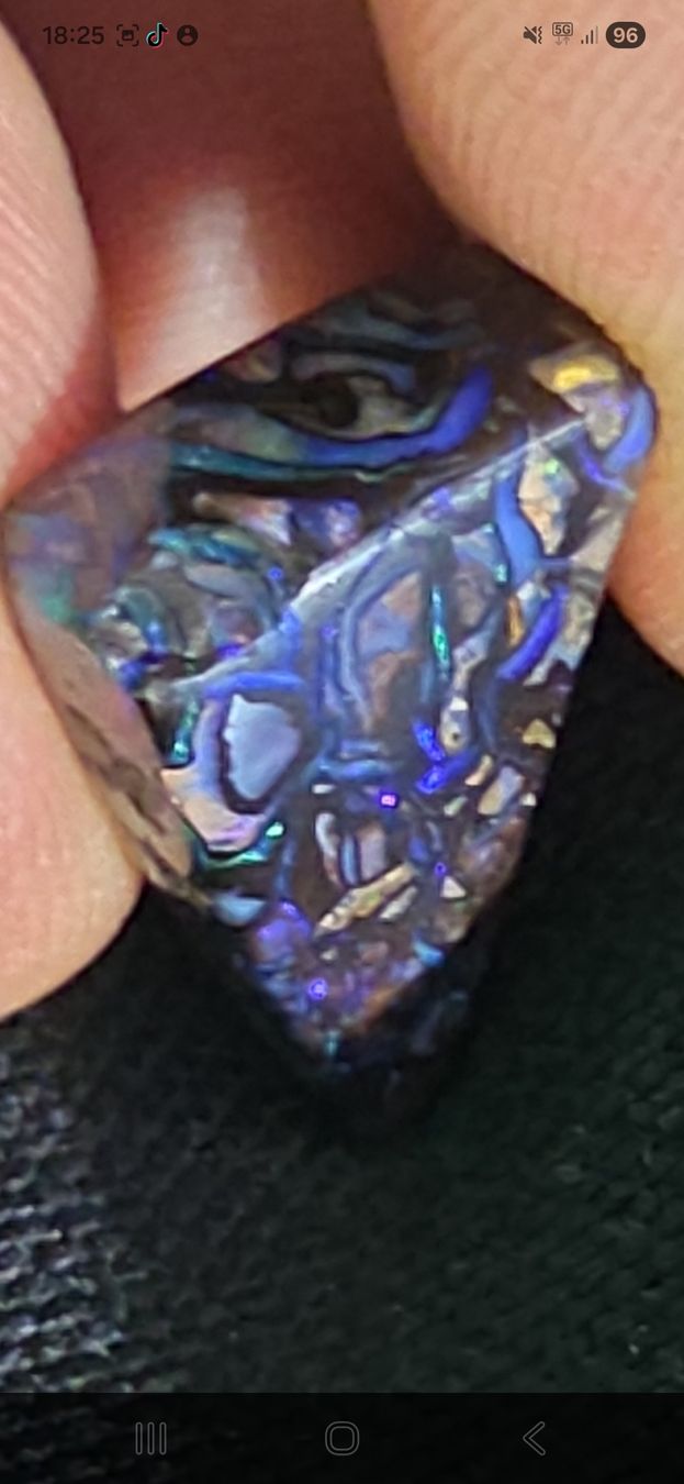 Pietre preziose: Schöner Boulder Opal Edelstein – Usato da Riehen venduto da Bs75 1
