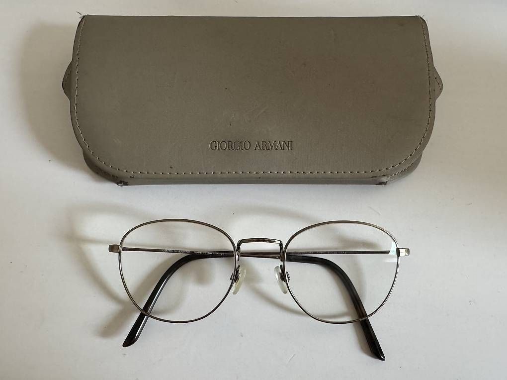 Armani Brillen & Gläser: Giorgo Armani Brillengestell – Gebraucht aus Winterthur von bin_y5kb