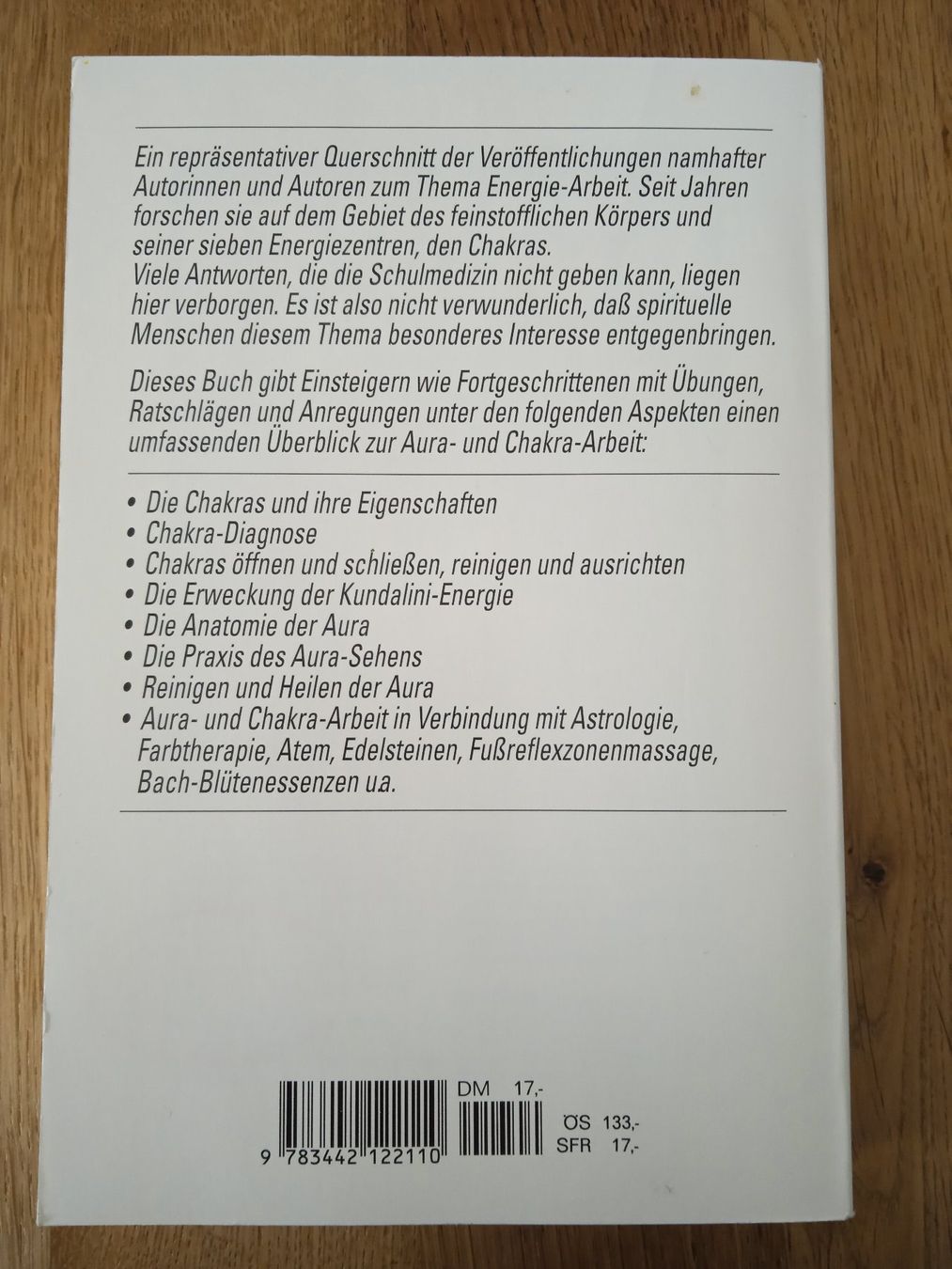Libri: Das Grosse Praxisbuch der Aura-und Chakra-Arbeit – Usato da Rothrist venduto da MaSa82 1