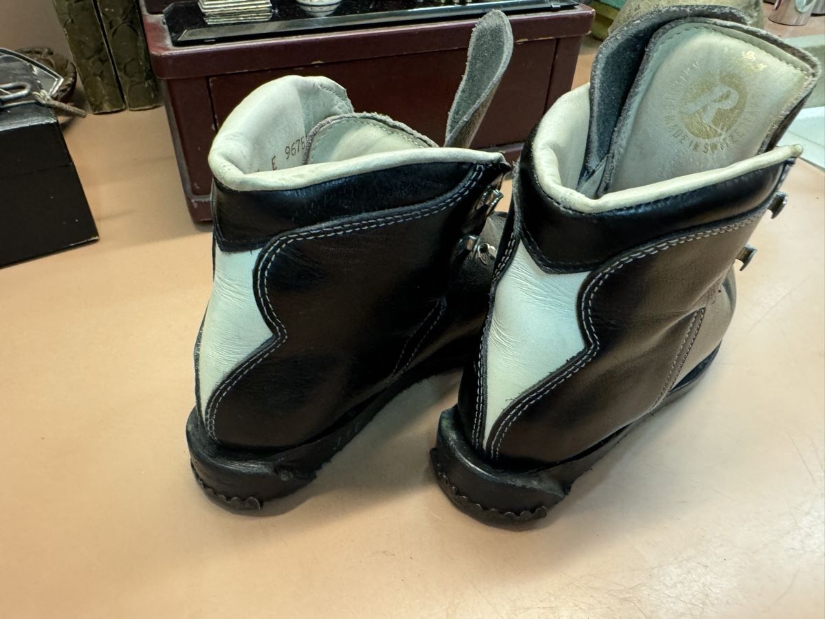 Raichle Scarpe per ragazzi: Reichle Kinderskischuh Gr . 31 – Usato da Chur venduto da Meriva0 2