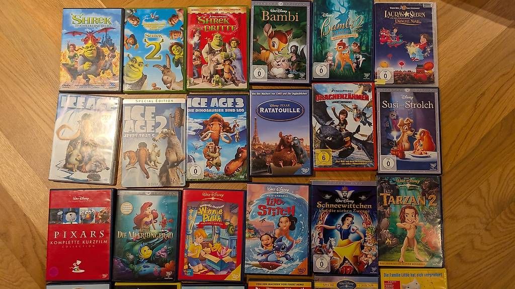 Tutti i DVDs: 36 Kinder-DVDs auf Deutsch – Usato da Breganzona venduto da SamuelEberhardt 1