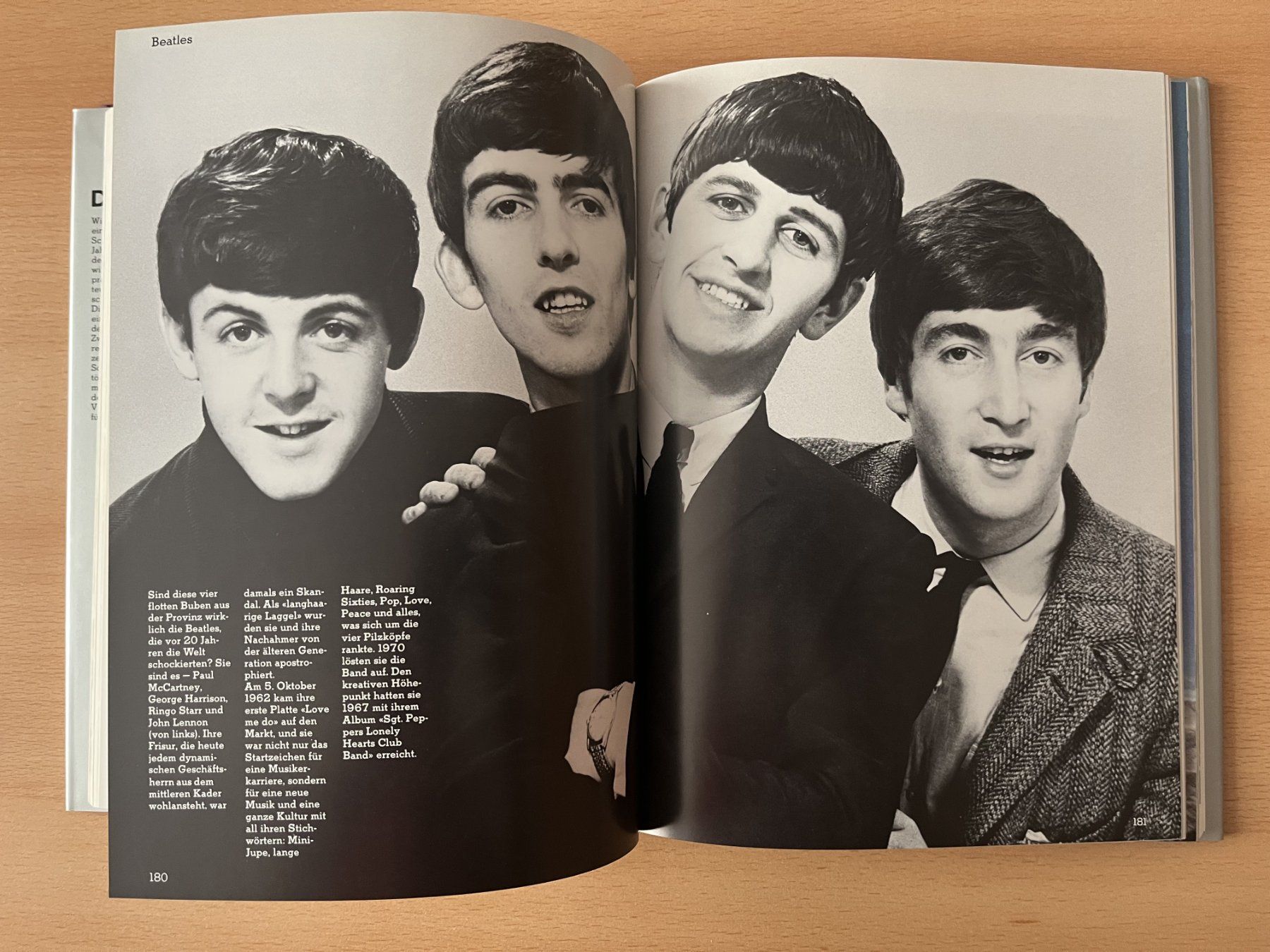Libri: Buch des Jahres 1982 - Schweizer Illustrierte – Nuovo (secondo la descrizione) da Lausen venduto da Mondeo10628 7
