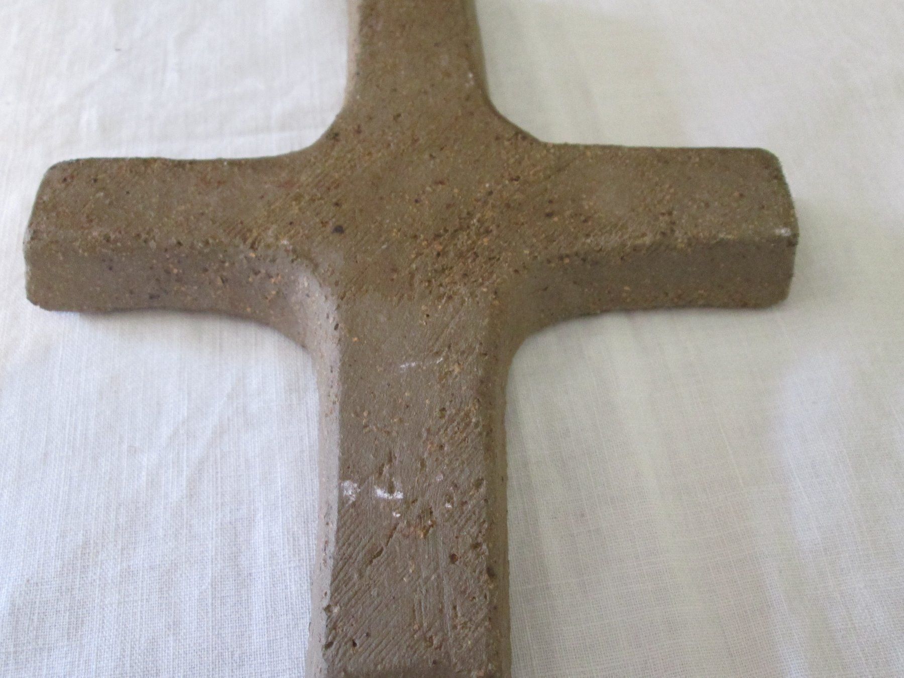 Sculture & Statue: Croix murale rustique – Usato da La Chaux-de-Fonds venduto da Marteaux 1