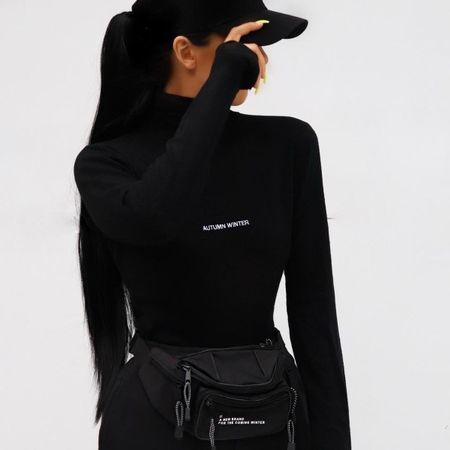 Pull noir