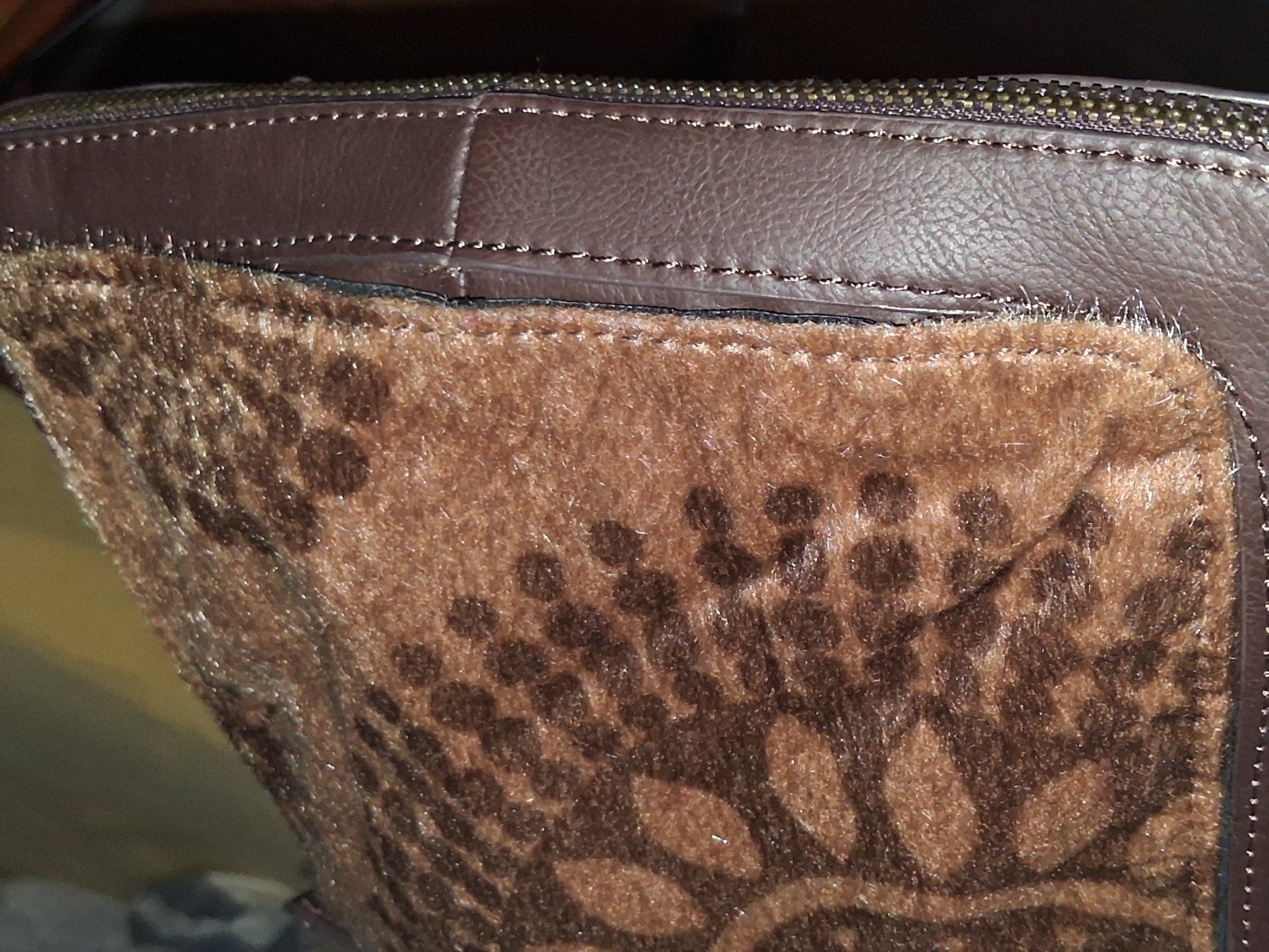 Desigual Taschen für Damen: DESIGUAL Tasche – Gebraucht aus Wetzikon ZH von med_2y76 1