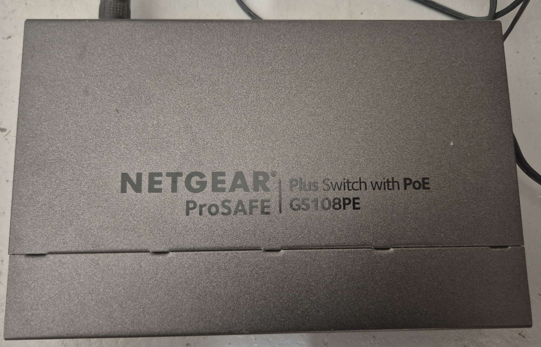 Netgear Hub & Switch: Netgear Plus Switch ProSAFE GS108PE gebraucht – Usato da Eschenbach LU venduto da Re_mo