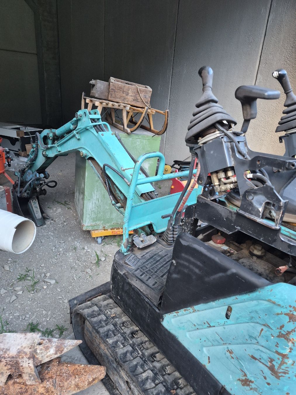 Bagger: minibagger kobelco 1000kg!! – Gebraucht aus Cevio von BiadiciN 3