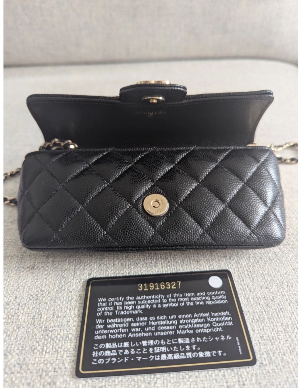 Chanel Taschen für Damen: Pochette noir Chanel – Neu und originalverpackt aus Kerzers von hel_v8pr 4