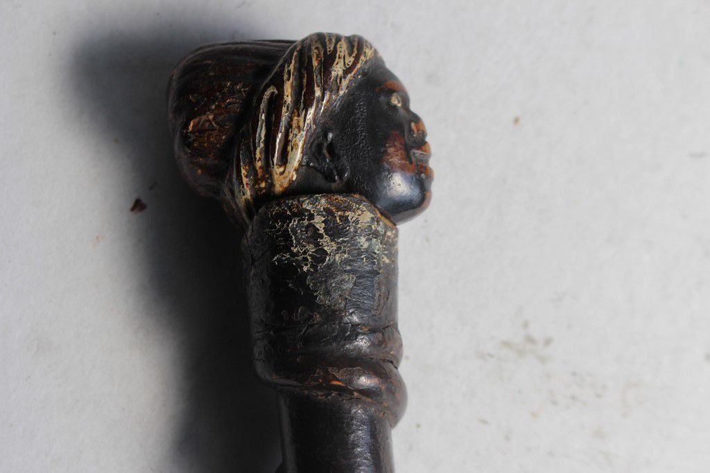 Altre raccolte & rarità: Ancienne Canne épée de chef africain – Usato da Vandoeuvres venduto da Dom-Tom 3