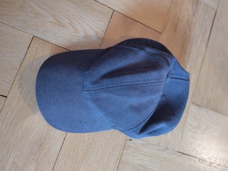Hut / Cap
